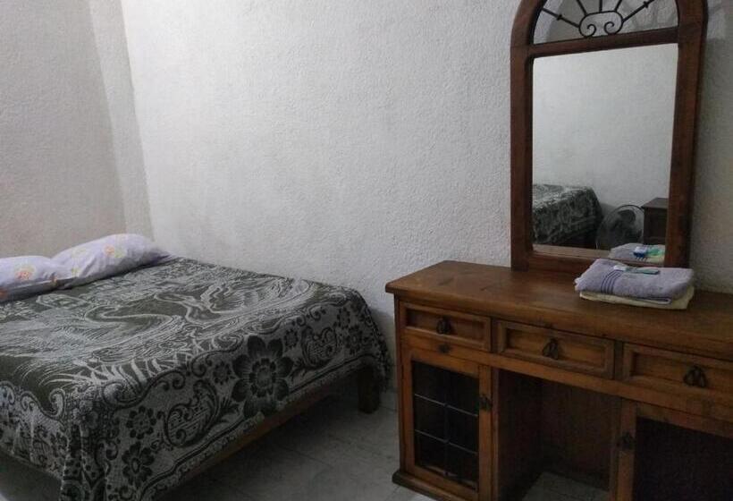 Четырехместный Номер Стандарт, Azucena De Antequera