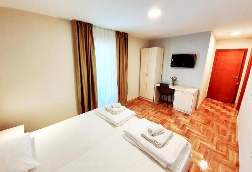 اتاق استاندارد با بالکن, Apartments Pier