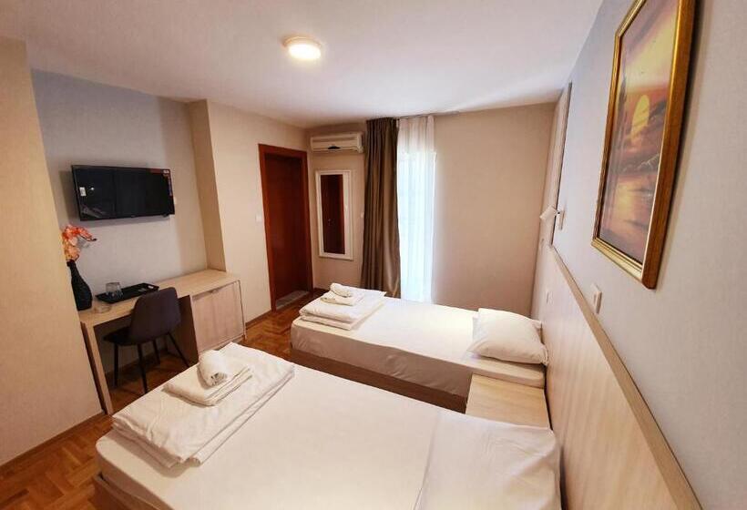 اتاق استاندارد با بالکن, Apartments Pier
