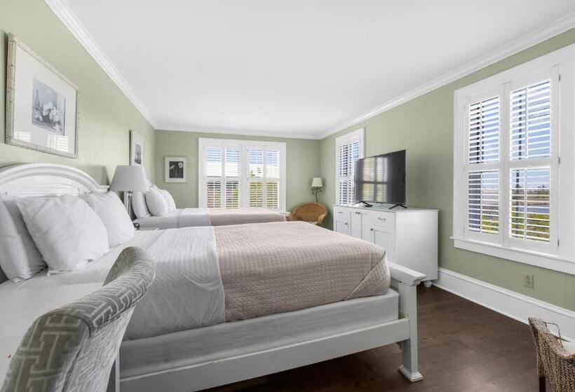 Номер Deluxe, The Tranquil House Inn