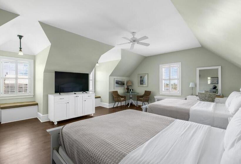 Номер Superior, The Tranquil House Inn