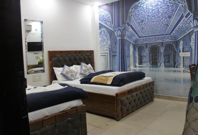 חדר סופריור לשלושה, Yes Boss By Backpackers Heaven Right In Centre Of New Delhi