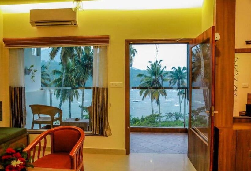 강 전망 스위트, Athirappilly Polaris Resort