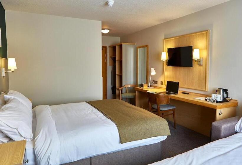 Семейный Номер, Boat & Horses Inn