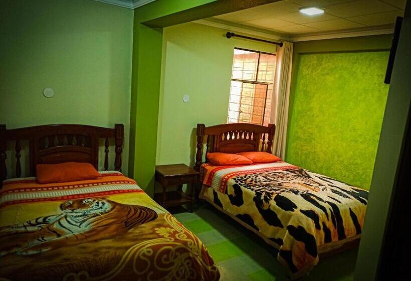 اتاق استاندارد با چشم‌انداز شهر, Hostal Real Gala