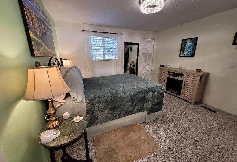 Номер Deluxe, Misty Valley Inn