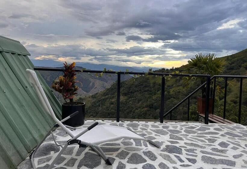 샬레, Entre Verdes Hotel & Glamping