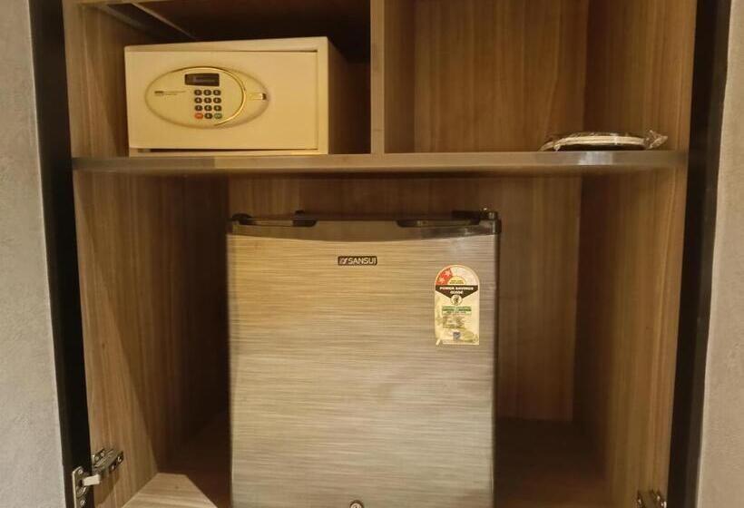 Номер Deluxe, Udman Hotel Greater Noida