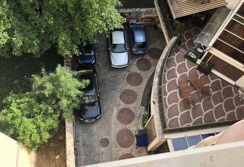 Номер Стандарт Вид на Горы, Art 'otel