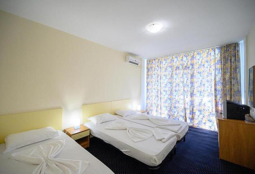 Triple Room Sea View, International House Of Journalists Resort
