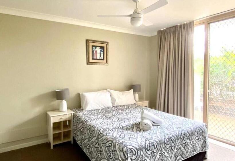 Апартаменты 2 Спальни, Miami Beachside Holiday Apartments