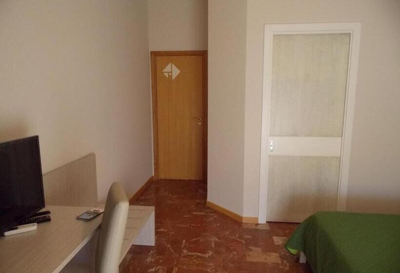 Номер Стандарт Вид на Сад, B&b Soli D'oro