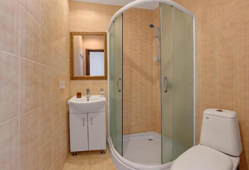 اتاق استاندارد, Mayak Resort