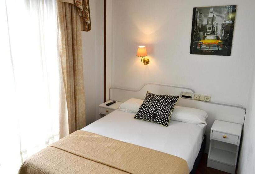 Номер Economy, Alda Santa Cristina
