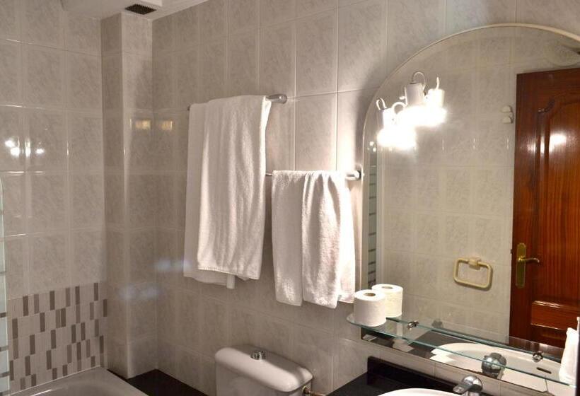 Habitación Premium Vista al Mar., Alda Santa Cristina