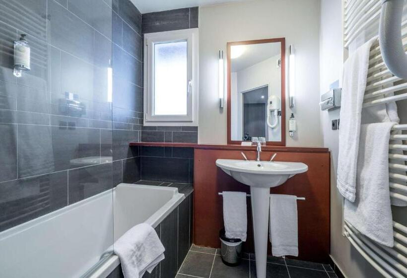 Номер Стандарт, Best Western Plus Hôtel Gergovie