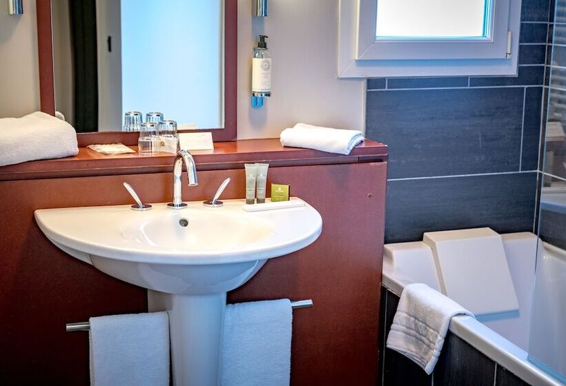 Семейный Номер, Best Western Plus Hôtel Gergovie