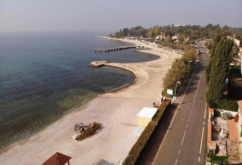 Апартаменты 1 Спальня с Террасой, Apartments And Rooms With Parking Space Porec   6917
