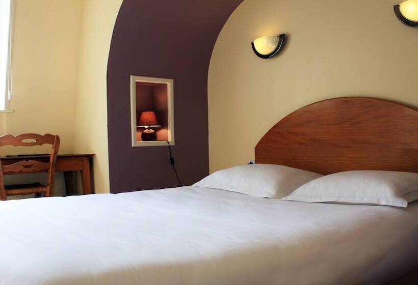 Номер Стандарт, Brit Hotel Notre Dame