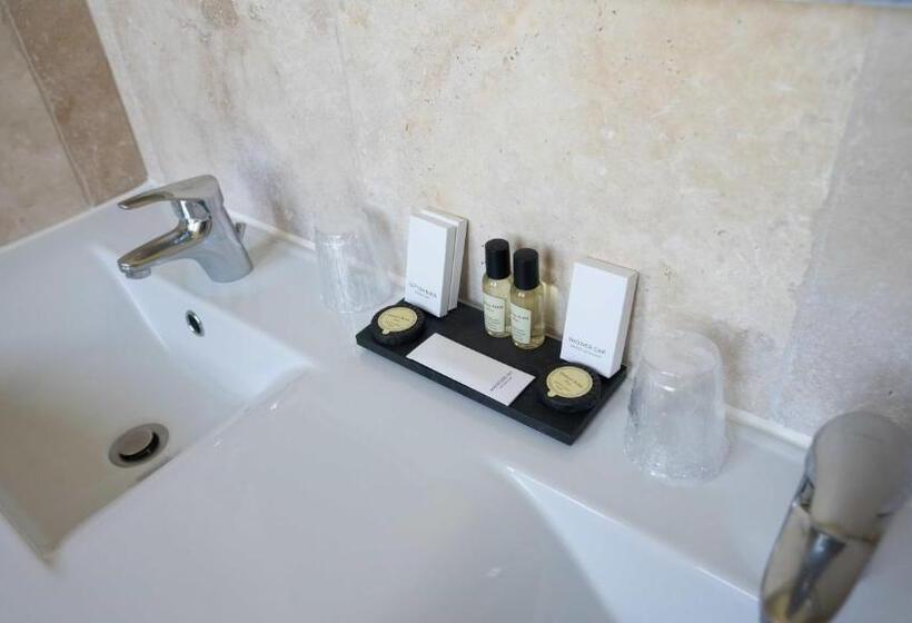 Номер Стандарт, Domaine De Monrecour   Hôtel & Restaurant   Proche De Sarlat