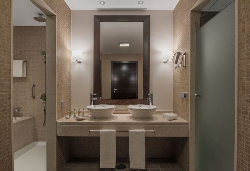 Люкс, Doubletree By Hilton La Torre Golf & Spa Resort