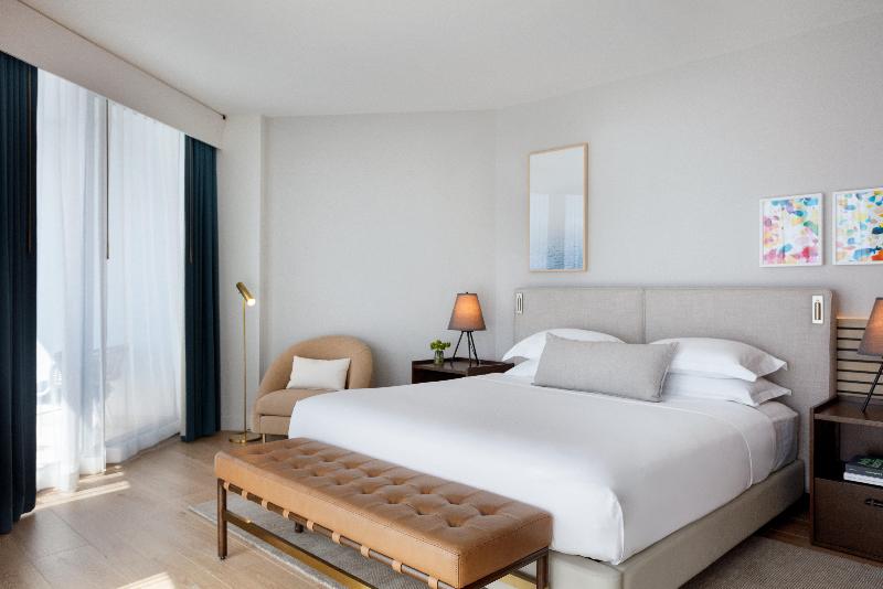 סוויטת ג'וניור נוף לעיר, Kimpton Epic Hotel, An Ihg