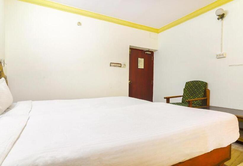Трехместный Номер Классика, Viceroy Inn