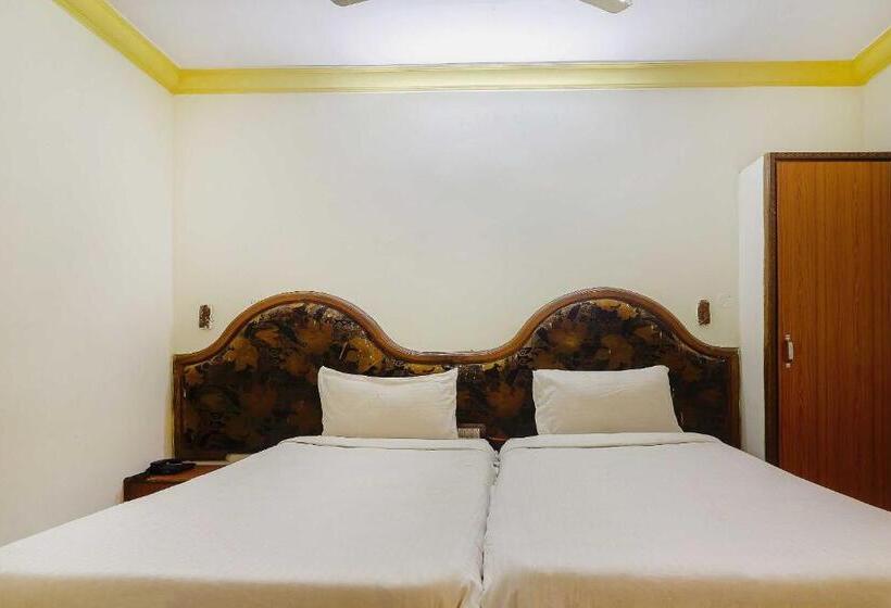 Трехместный Номер Классика, Viceroy Inn