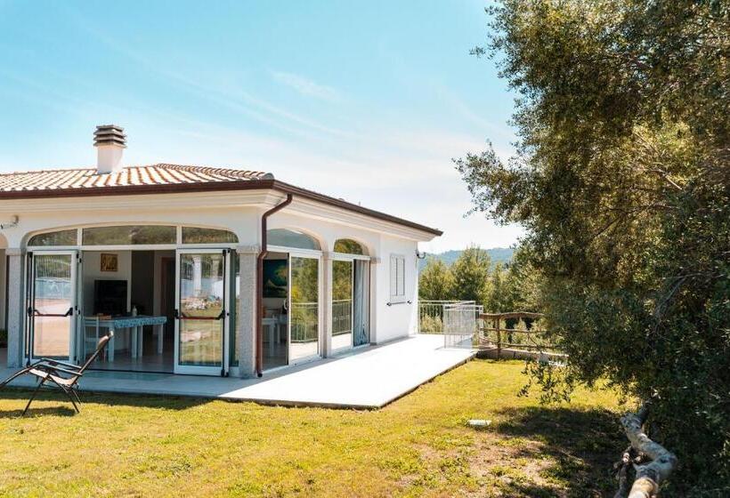 اتاق خانوادگی, Agriturismo B&b Mares E Montes De Marrante