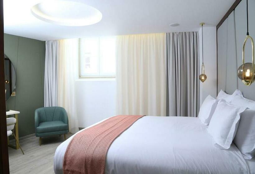Quarto clássico, Vincci Alfama 4*