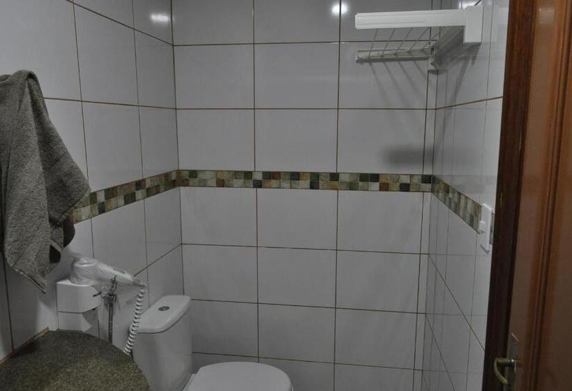 استودیو استاندارد با تخت کینگ, Chalet Monet  Granja Vianna