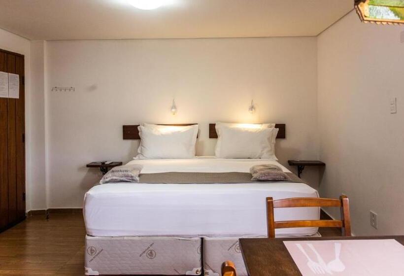 استودیو استاندارد با تخت کینگ, Chalet Monet  Granja Vianna