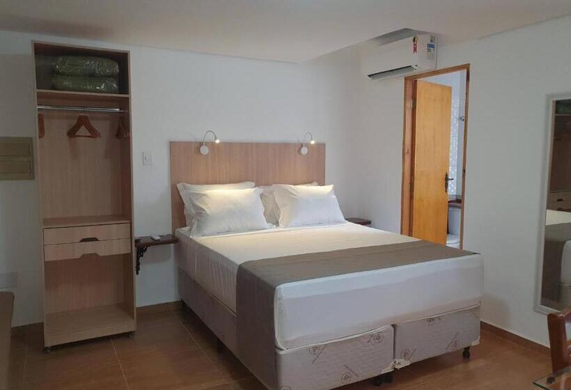 استودیوی استاندارد, Chalet Monet  Granja Vianna