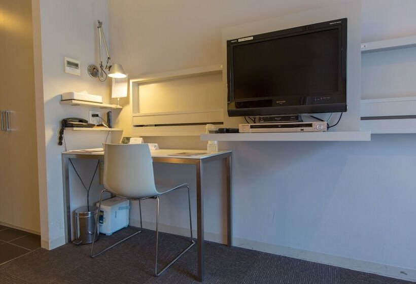 스탠다드 스튜디오, Citadines Shinjuku Tokyo