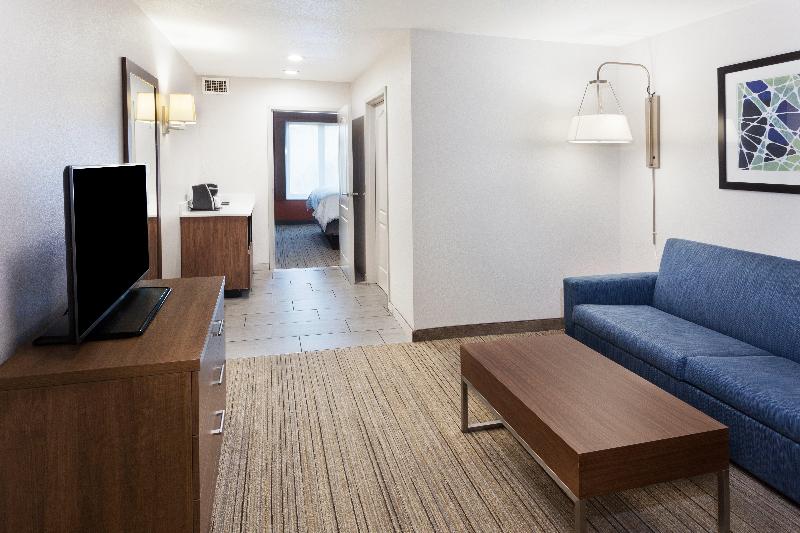 스위트 킹사이즈 침대, Holiday Inn Express Rome East, An Ihg