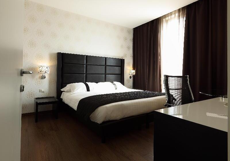 Standardzimmer, Holiday Inn Genoa City, An Ihg