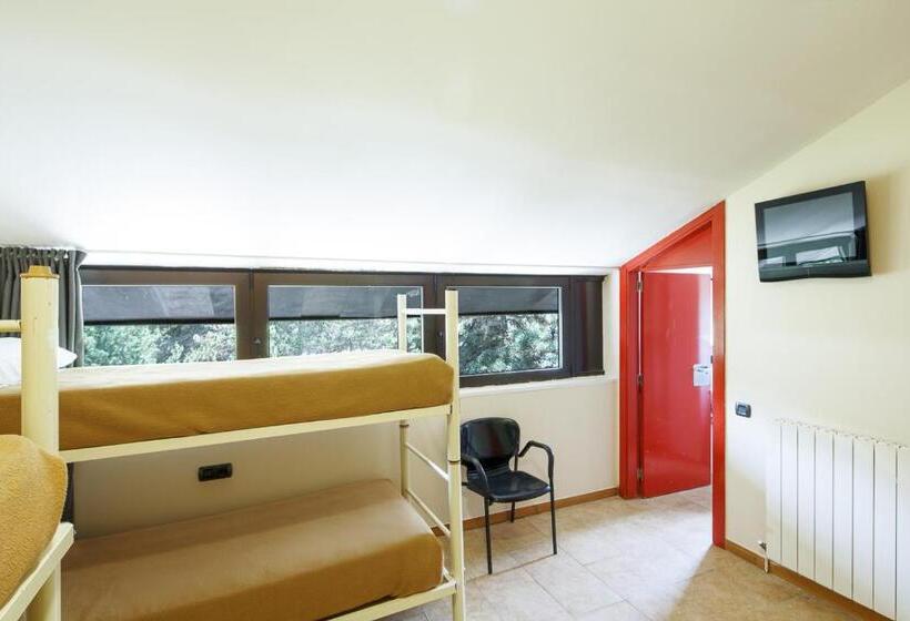 4인용 스탠다드 룸, Abrigall Hostel Masella