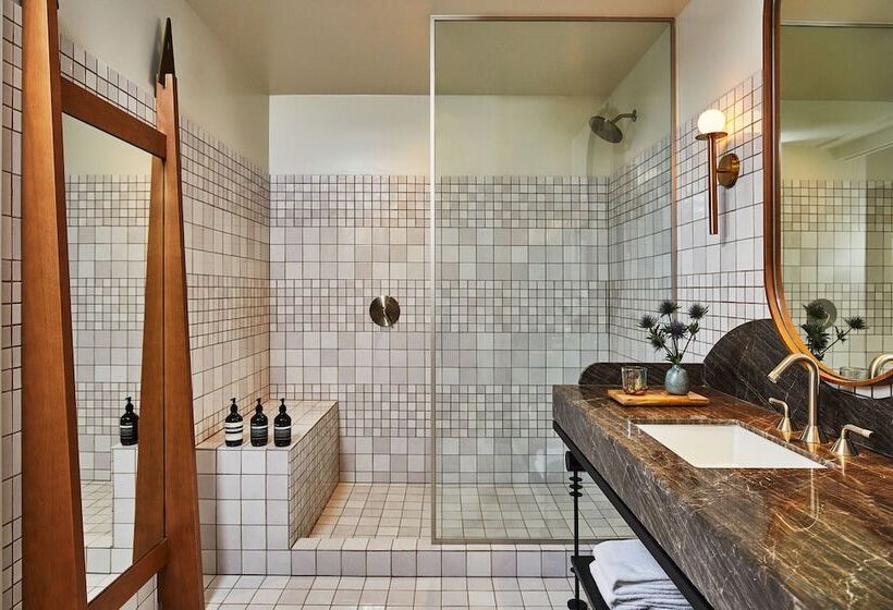 带观景的豪华间, Downtown Los Angeles Proper Hotel, A Member Of Design Hotels