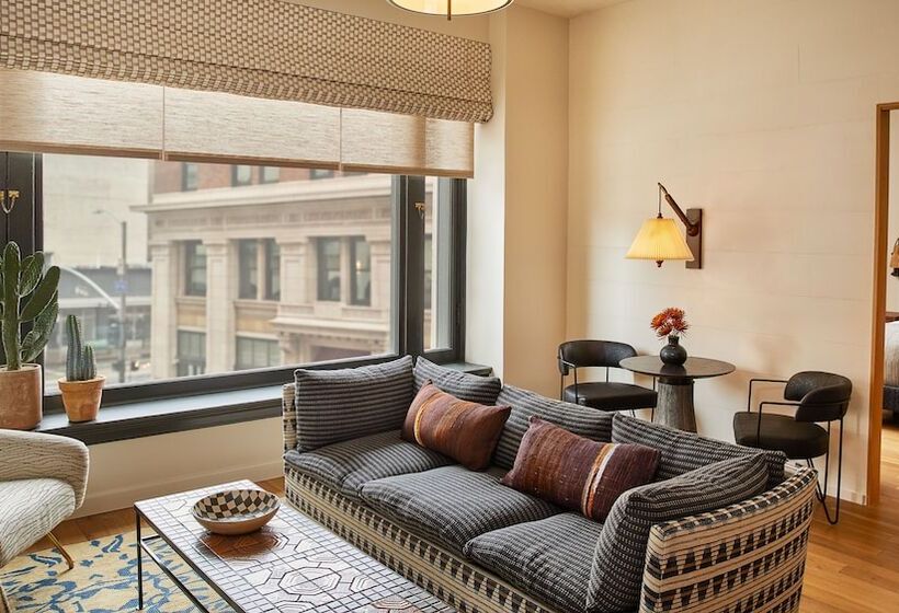 高级套房, Downtown Los Angeles Proper Hotel, A Member Of Design Hotels
