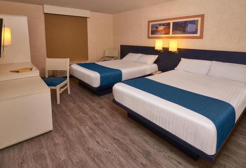 غرفه قياسيه سريرين مزدوجين, City Express By Marriott Puebla Angelopolis