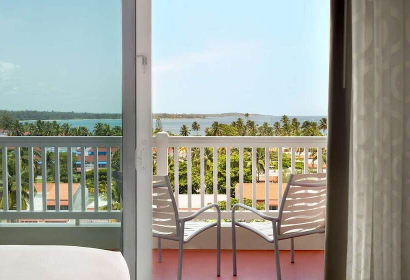 سوییت با چشم‌انداز جانبی دریا, Embassy Suites By Hilton Dorado Del Mar Beach Resort