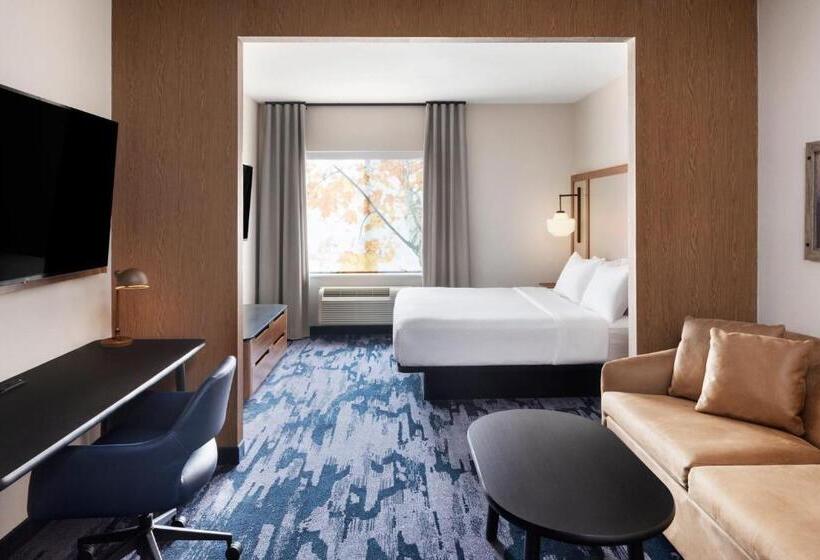 Quarto Estandar Cama King, Fairfield Inn & Suites By Marriott West Kelowna