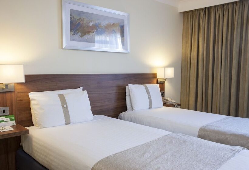 Номер Стандарт, Holiday Inn Leeds Wakefield M1 Jct40, An Ihg