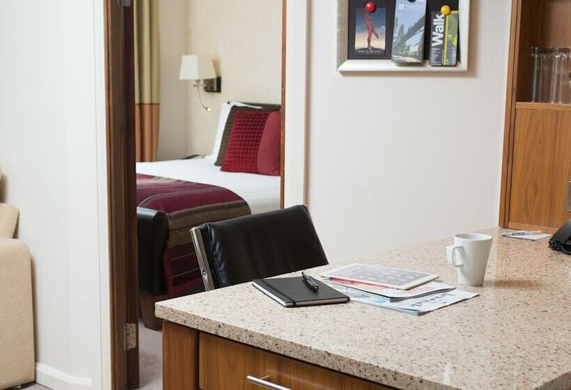 Студия Стандарт, Staybridge Suites Newcastle, An Ihg