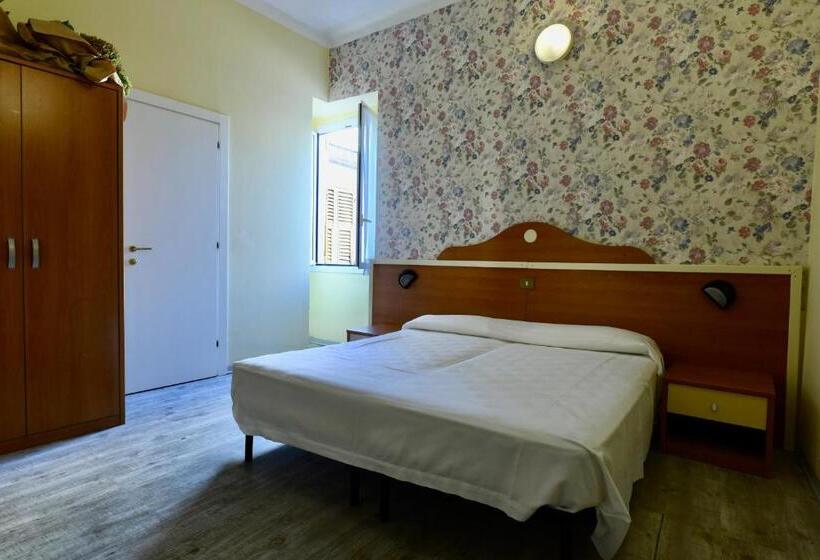 Четырехместный Номер Стандарт, Villa Maria & Apartment