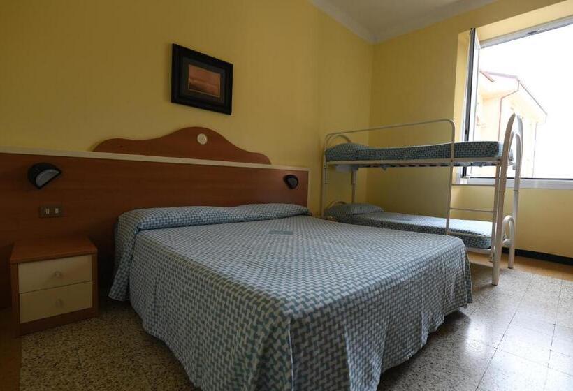 Четырехместный Номер Стандарт, Villa Maria & Apartment