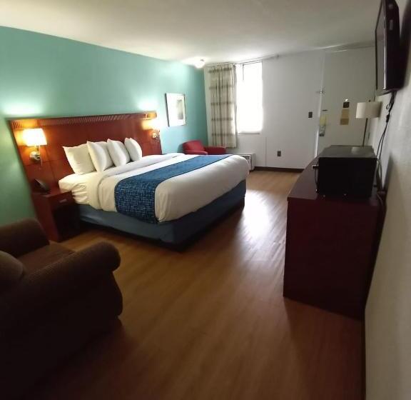 Стандартный Номер Кровать Кинг, Travelodge By Wyndham Petersburg