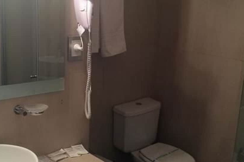 اتاق استاندارد, Columbia Palace