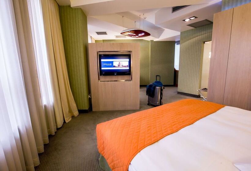 اتاق اجرایی, Golden Tulip Ana Tower Sibiu