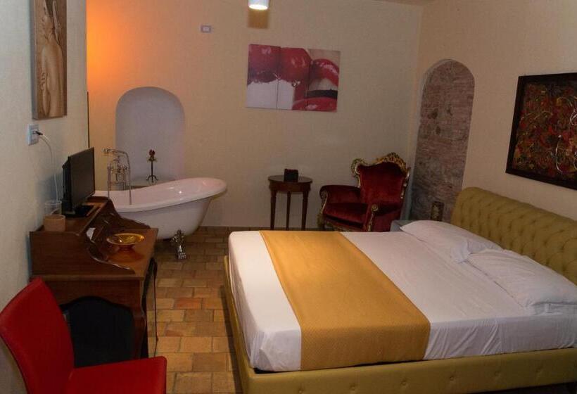 Люкс, Relais Hotel Palazzo Castriota
